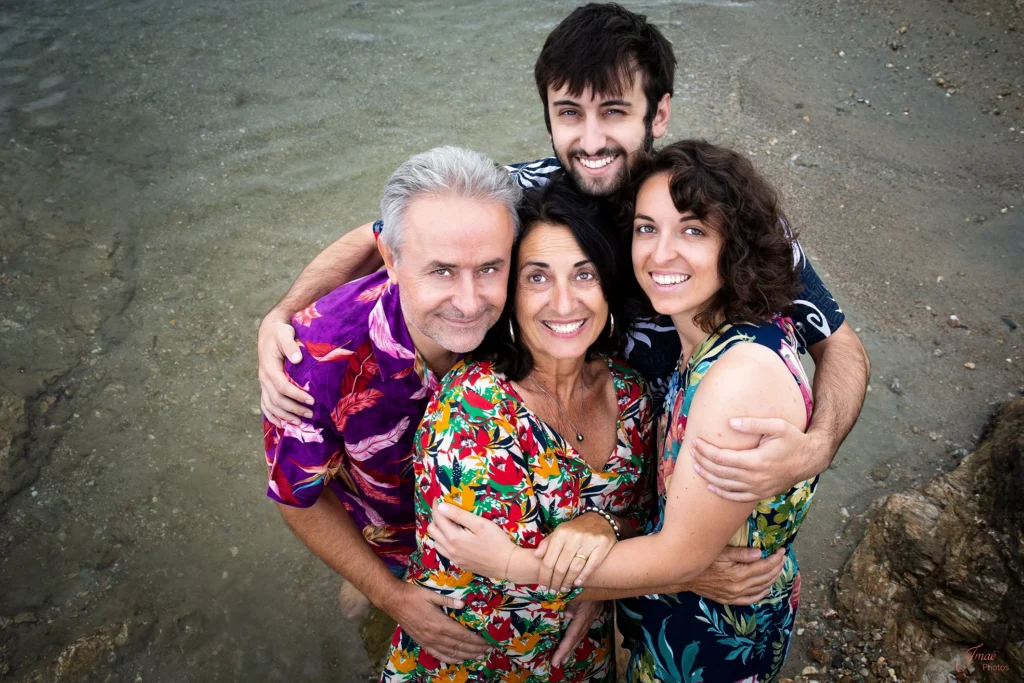 Portrait de famille extérieur- Imaé Photos à la plage